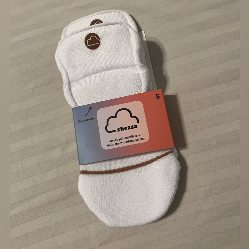 White Shezza Ankle socks